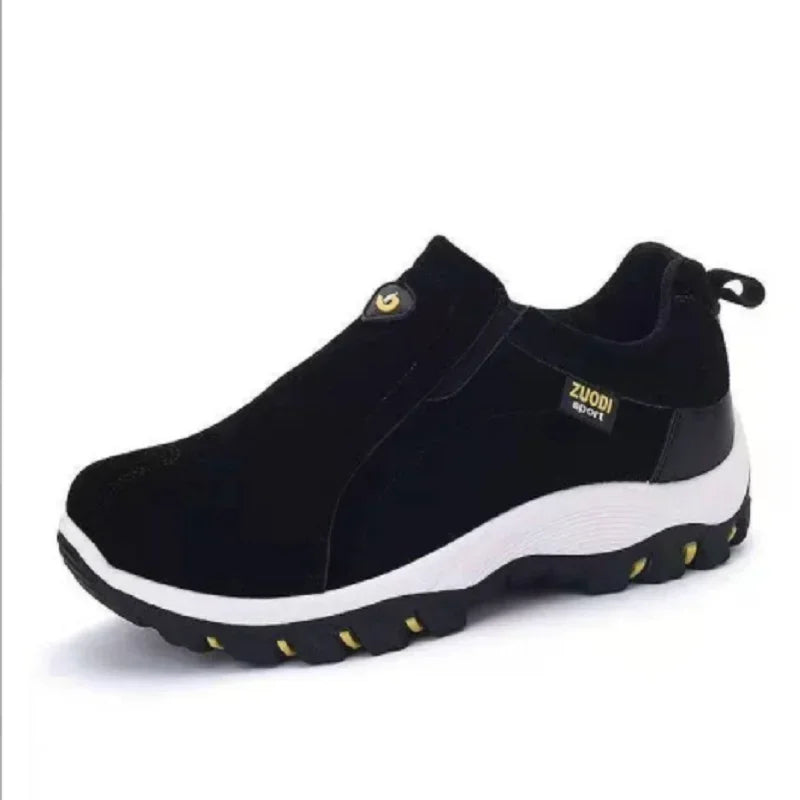 Nuove scarpe sportive e da passeggio per uomo