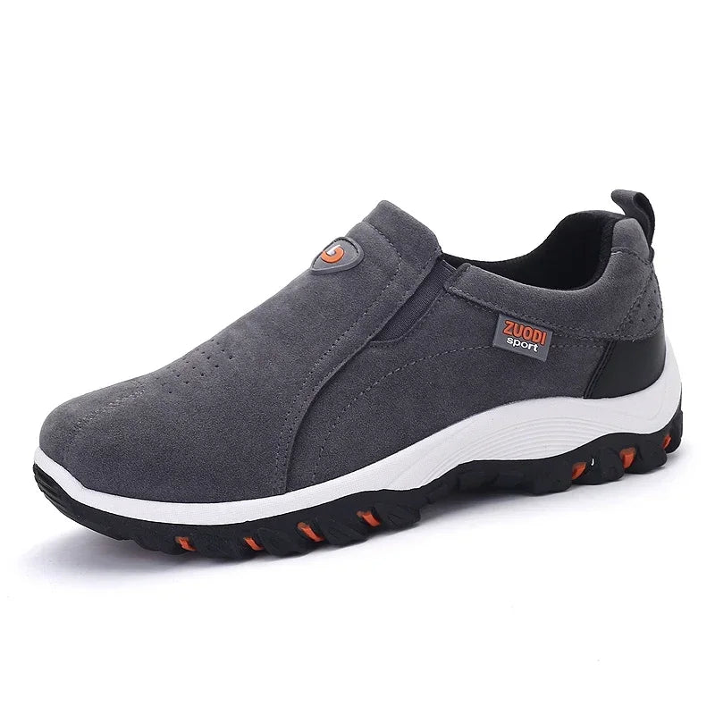 Nuove scarpe sportive e da passeggio per uomo