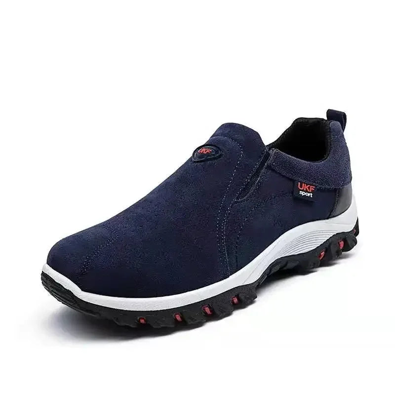 Nuove scarpe sportive e da passeggio per uomo